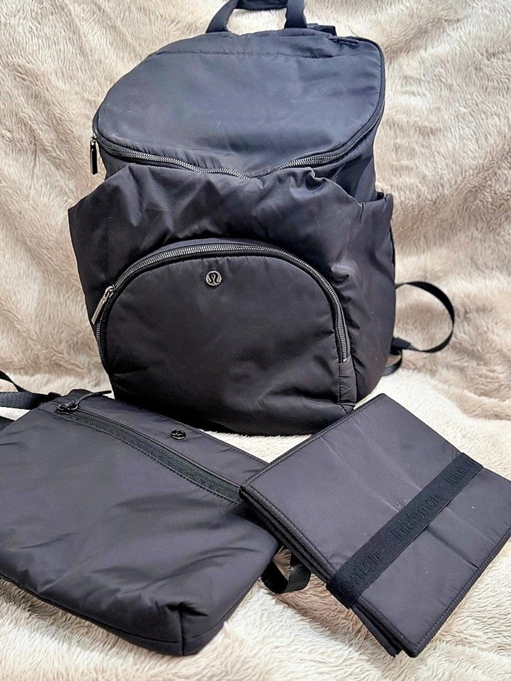 Lululemon New Parent Backpack 17L Black